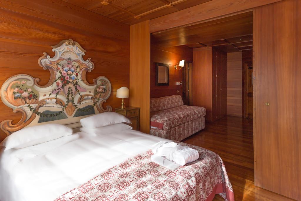 Hotel Mirage Cortina dʼAmpezzo Esterno foto