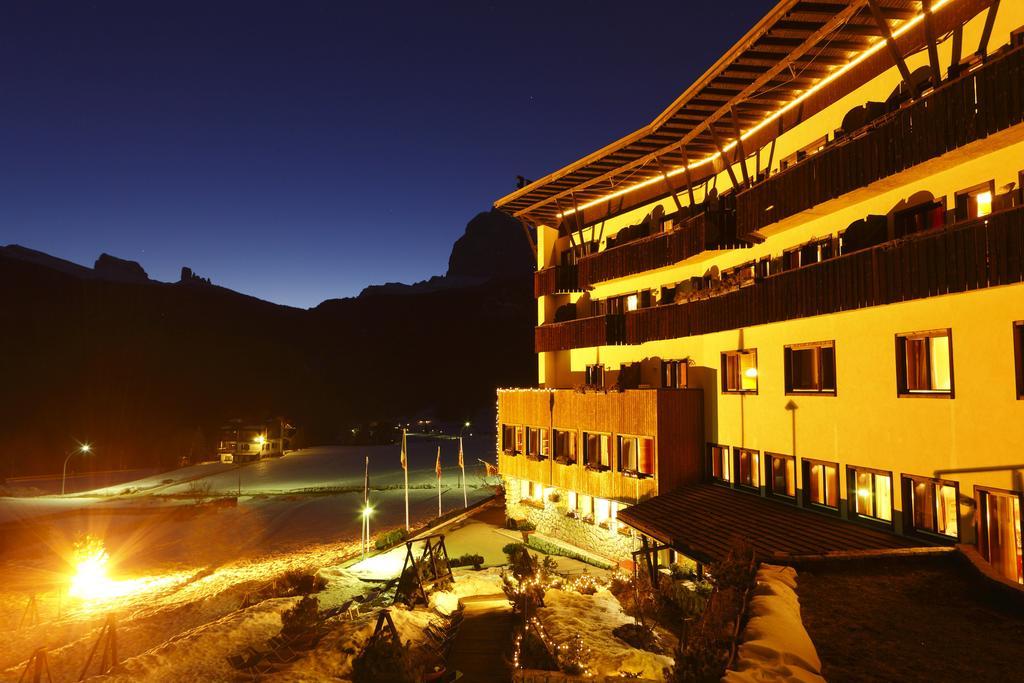 Hotel Mirage Cortina dʼAmpezzo Esterno foto