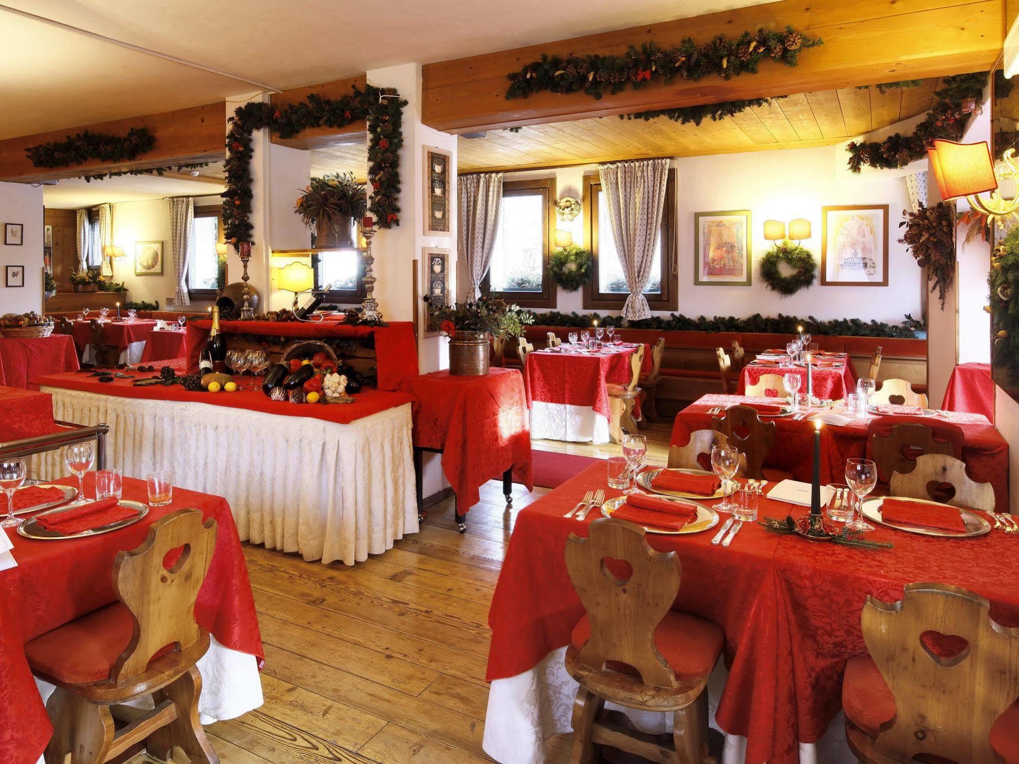 Hotel Mirage Cortina dʼAmpezzo Esterno foto